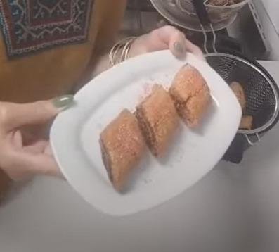 מקרוד טוניסאי
. צילום מסך מתוך עמוד היוטיוב של השפית נועם זיגדון