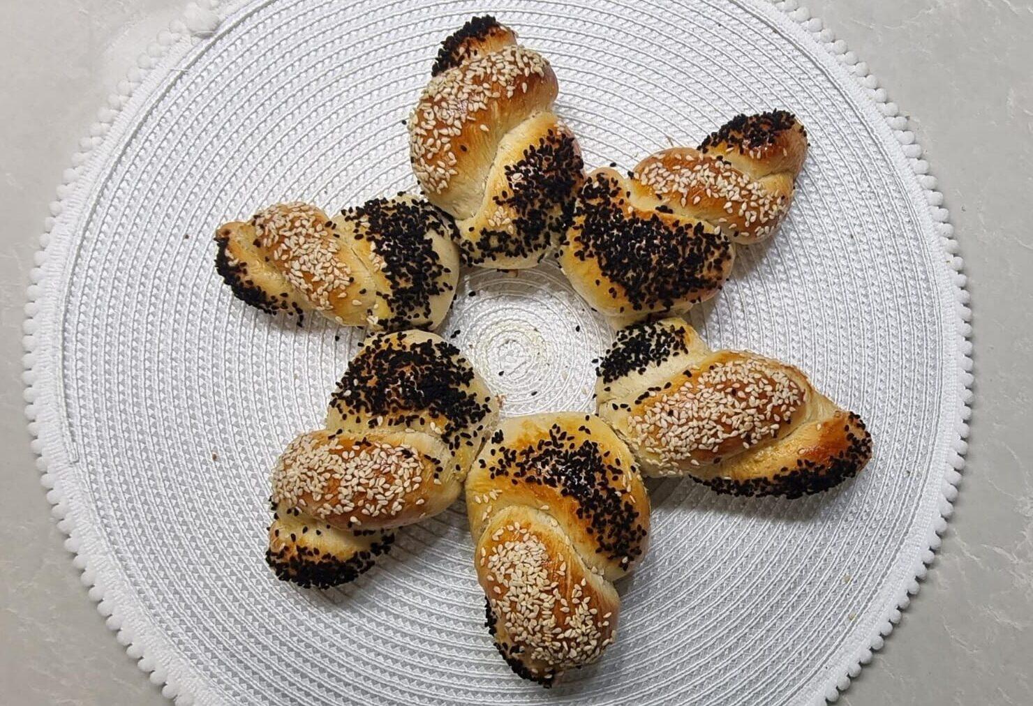 חלה בצורת מגן דוד | צילום: נועם זיגדון