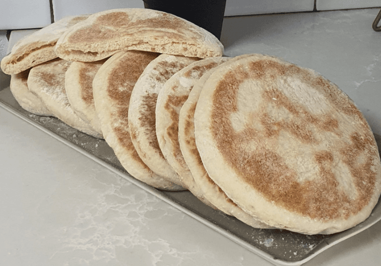 פיתות ביתיות | צילום: נועם זיגדון