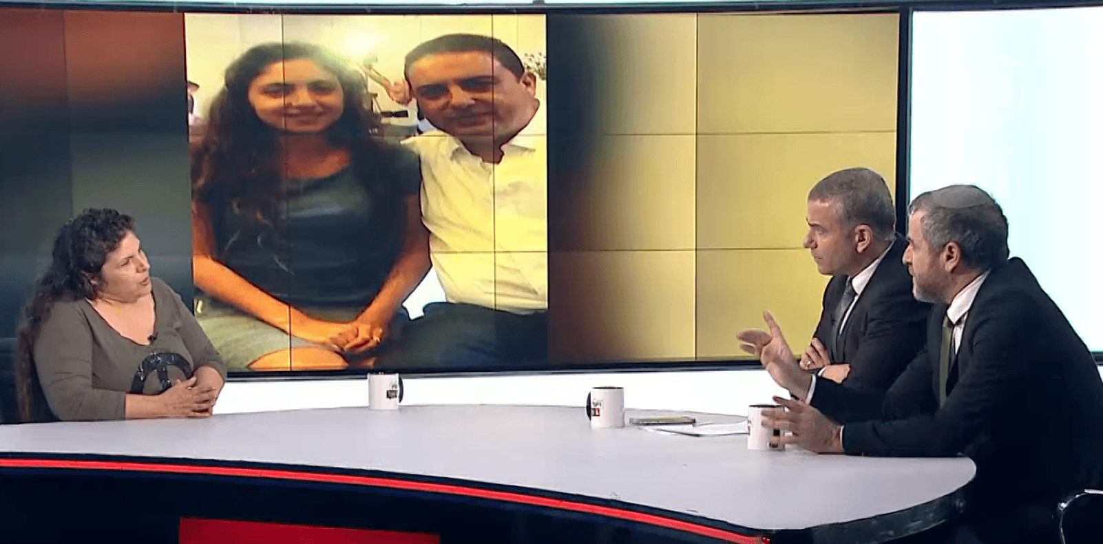 "טובי המשפטנים עוזרים למחבלים"