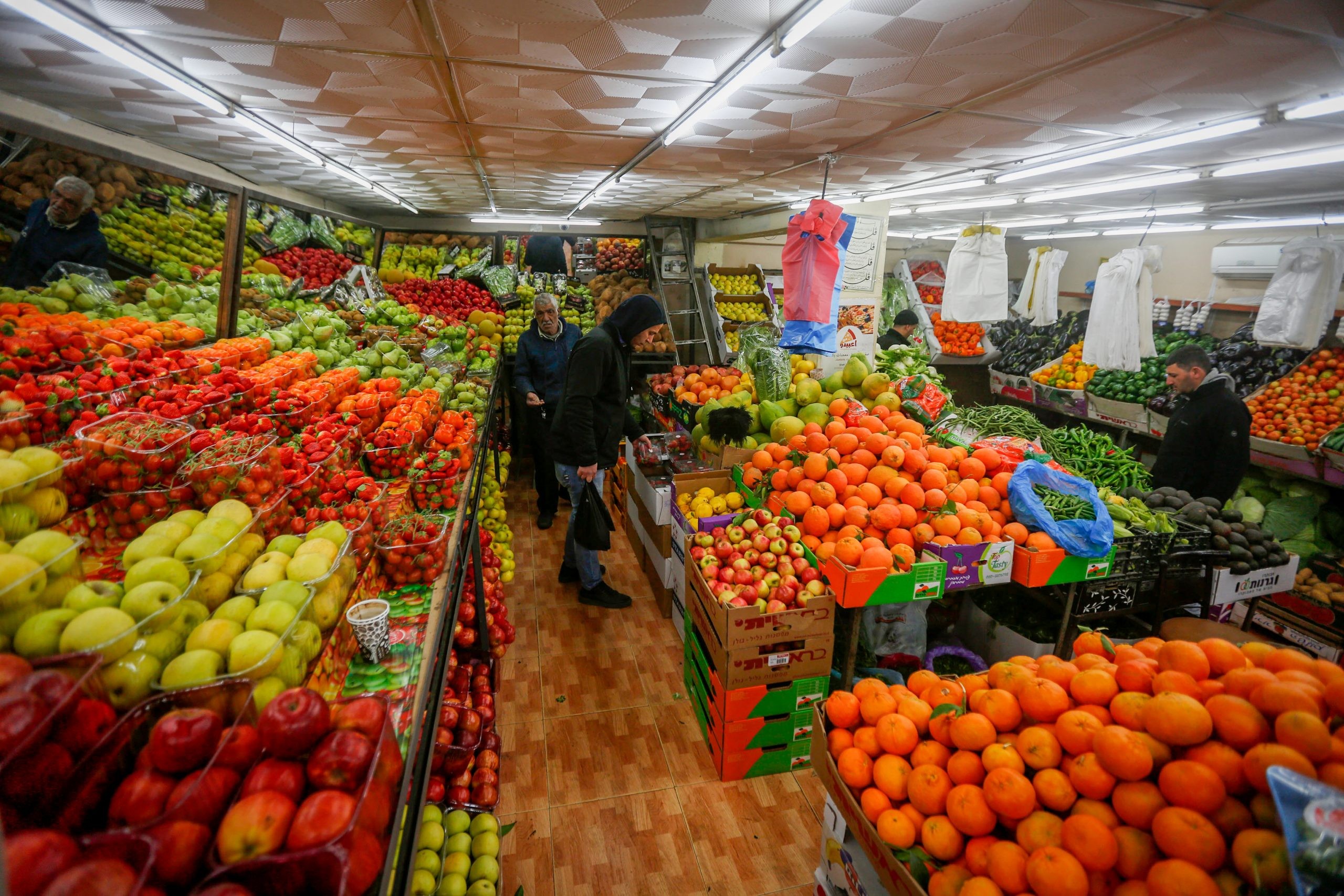 לקראת חג הפסח: משרד העבודה והרווחה יחלק שוברי מזון בהיקף של 9 מיליון ₪