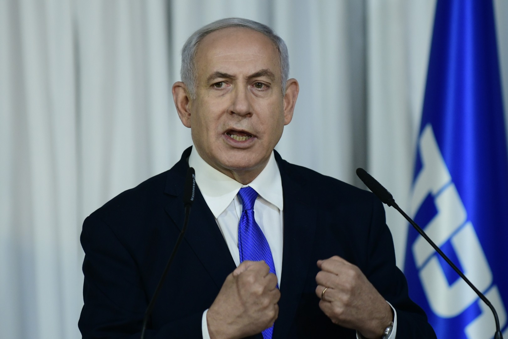 נתניהו מזהיר את חמאס: "אל תבנו על הבחירות בישראל"