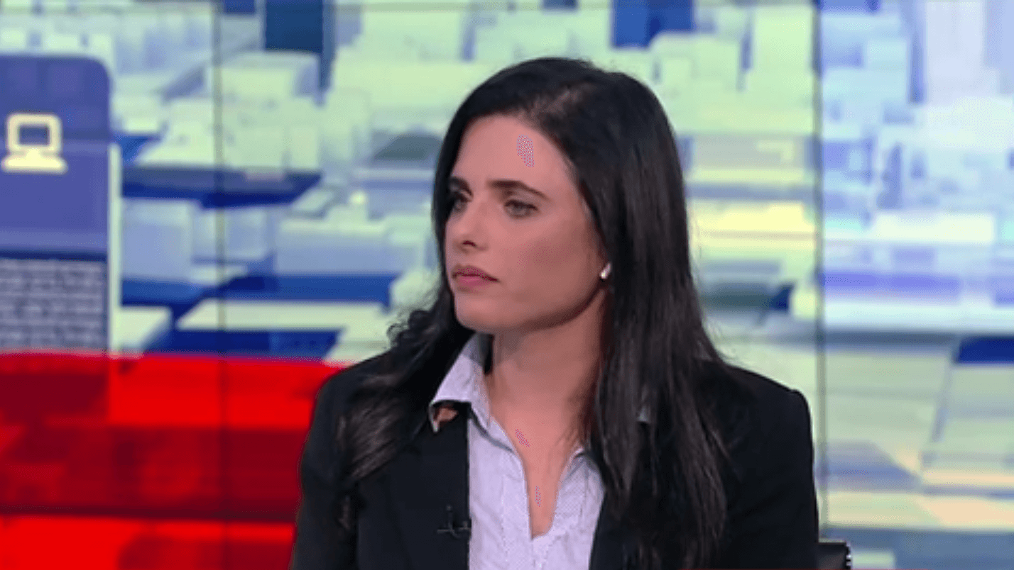 שקד: "אסור להצביע למפלגות שהן סביב אחוז החסימה"