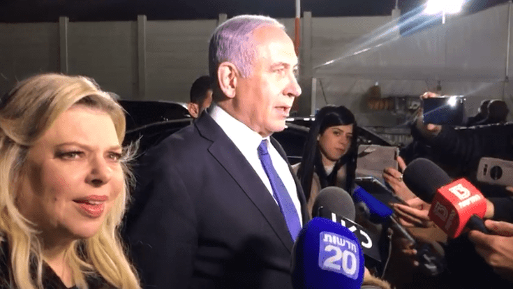 נתניהו טרם המראתו לרוסיה. צילום: נועם אמיר, ערוץ 20