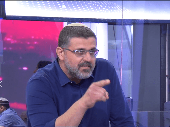 סערה באולפן: המחלוקת בימין סביב תכנית הריבונות
