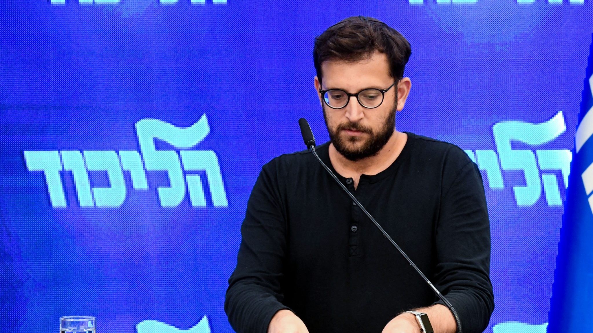 ניצחון ליועצי נתניהו: הפרקליטות והמשטרה לא יוכלו לחדור לטלפונים הניידים