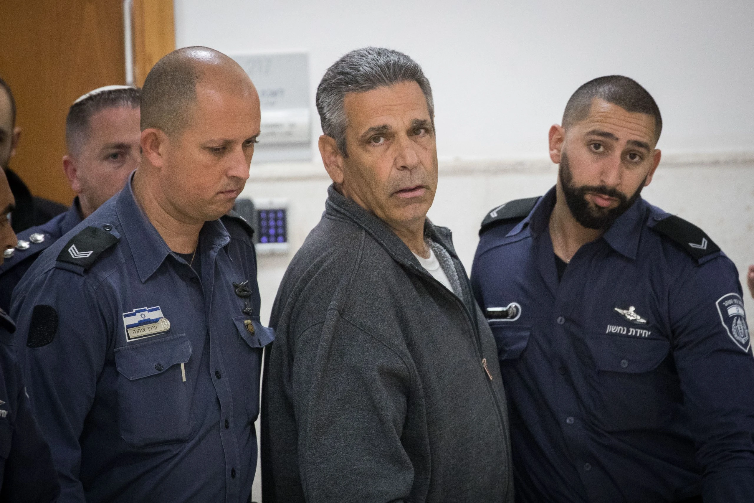 השר לשעבר, גונן שגב, שהורשע בריגול בדרך לכלא