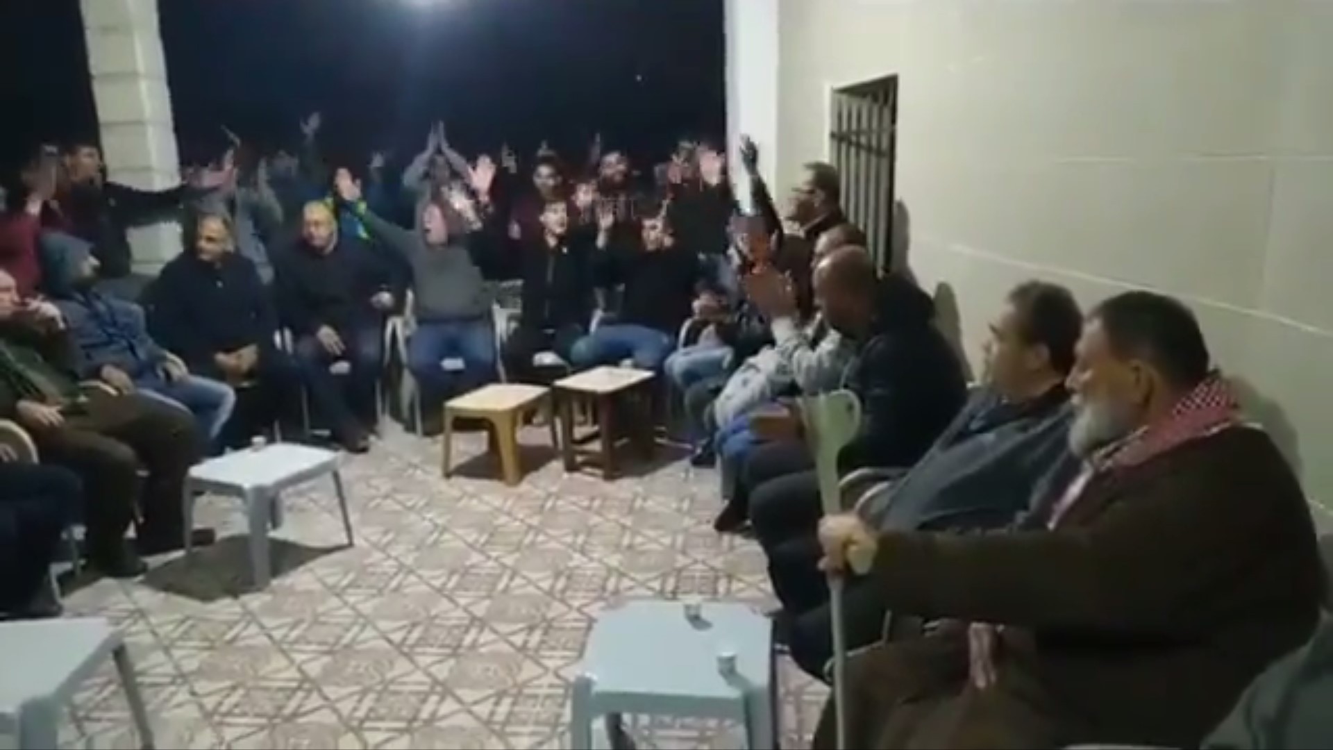 חגיגות בבית המחבל בכפר כובר. צילום: מסעב אל-ברגותי