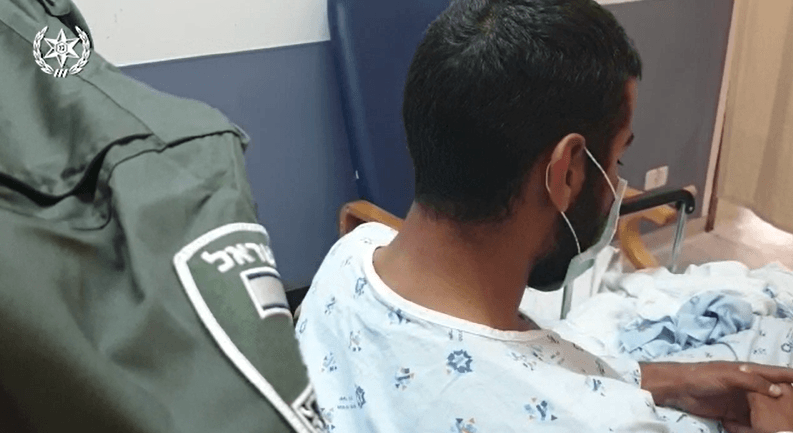 לוחם מג"ב מסביר מדוע ברח מהמחבל: "לקחתי אותו למקום שיוכלו לנטל אותו"