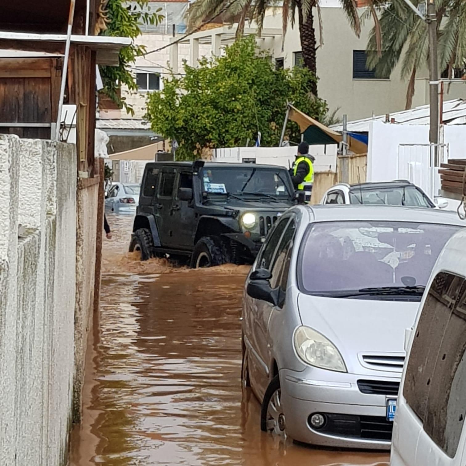 הסערה שצפויה לגרום להצפות ברחבי הארץ מגיעה