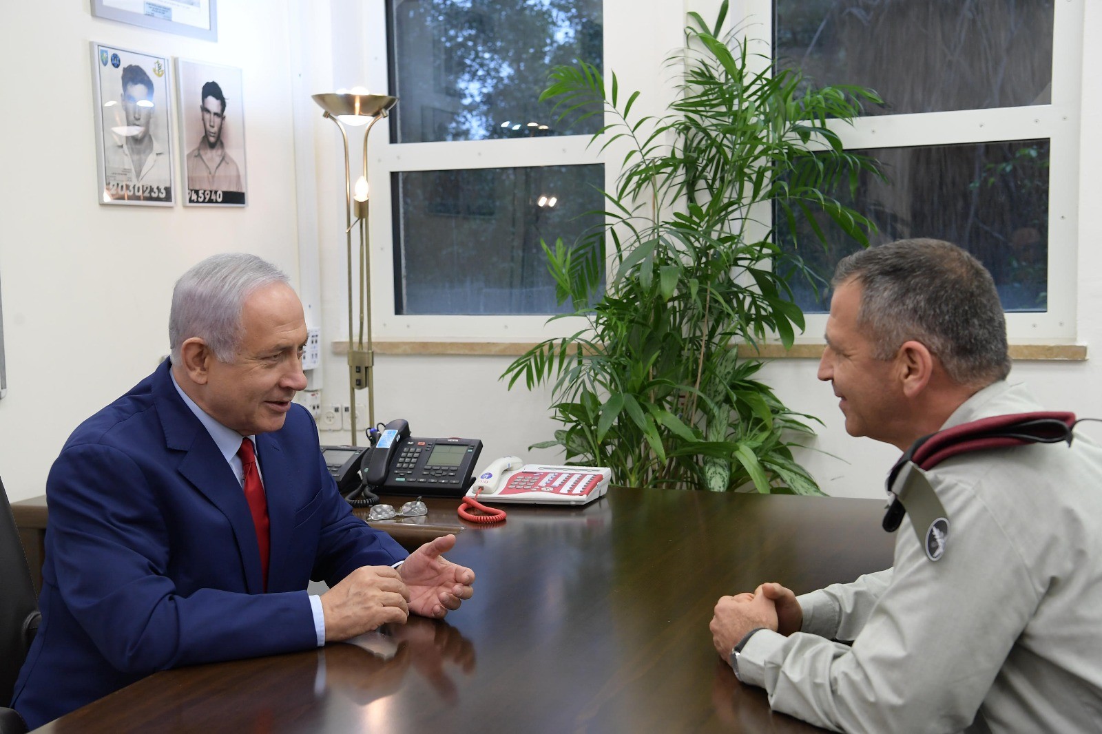 כוכבי עם נתניהו. צילום: עמוס בן גרשום, לע"מ