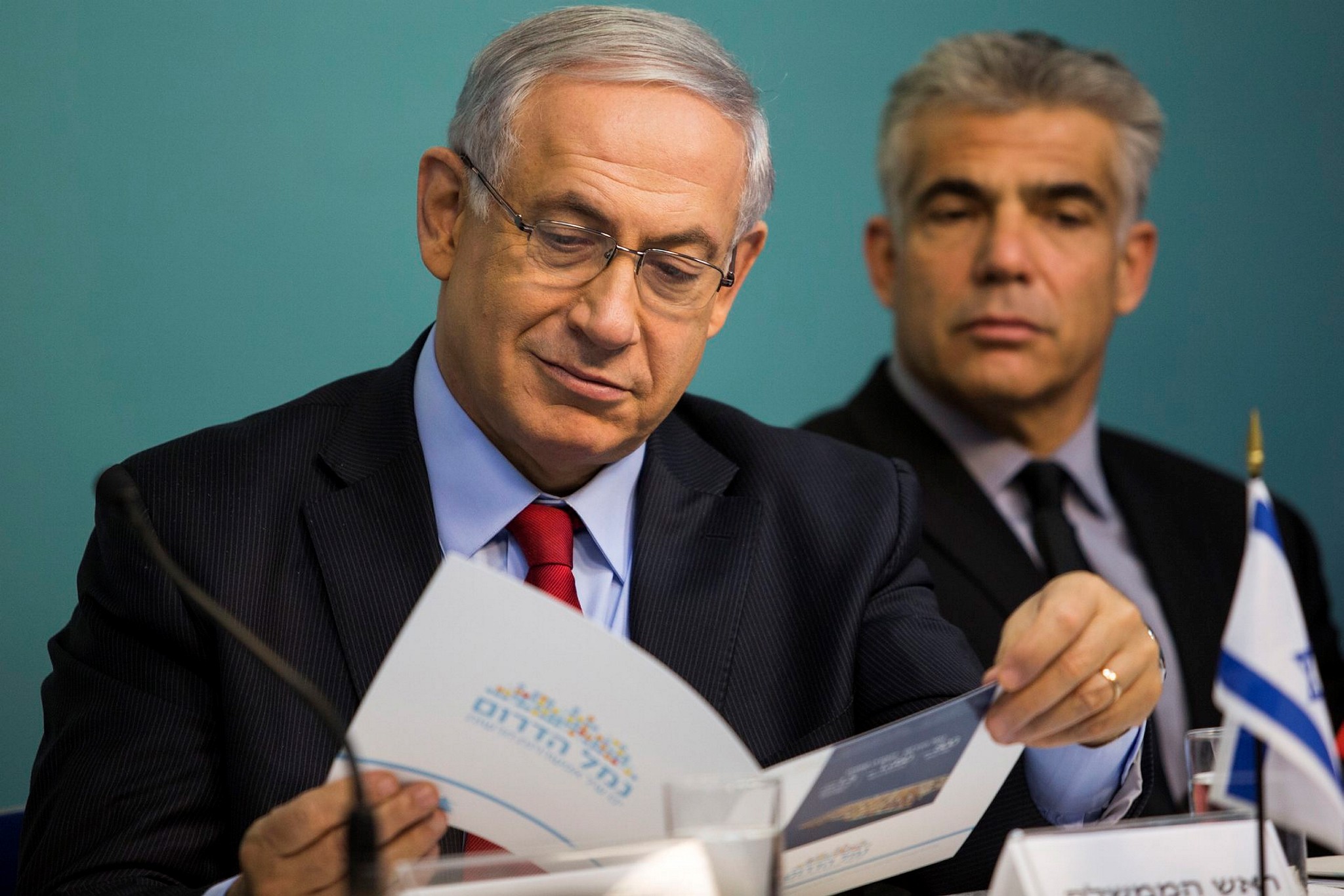 סקר: הליכוד מוביל עם 31 מנדטים