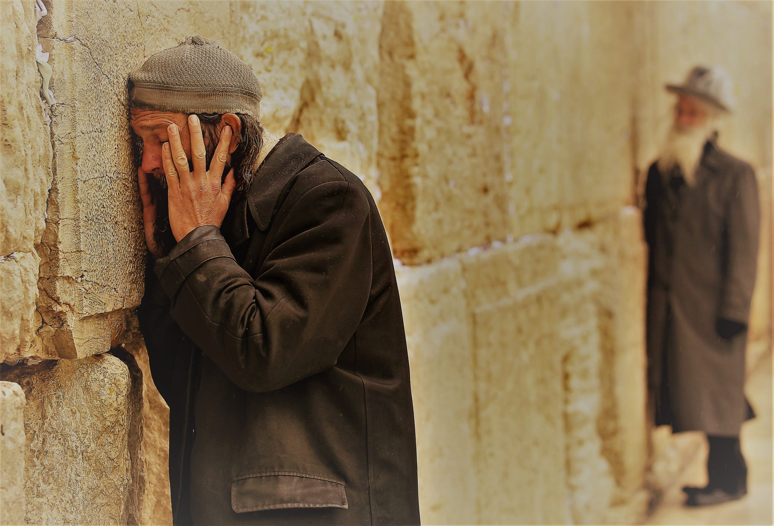 תיעוד נדיר: ט' באב לפני 100 שנים בת"א וירושלים