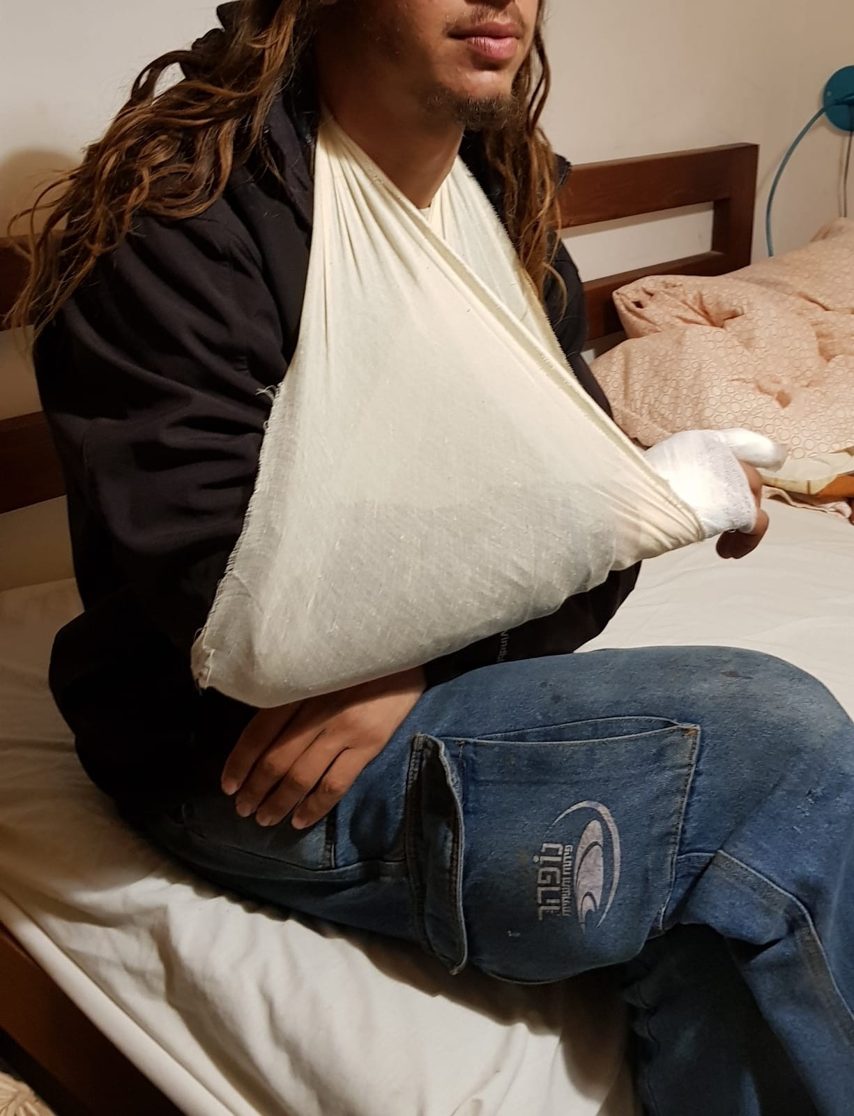 הנער שנדקר: "3 ערבים תקפו אותי וניסו לגרור אותי לכפר"