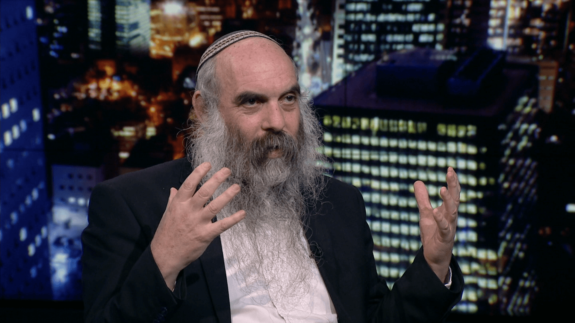 "החולי הוא שלא נותנים לנו לדבר, ישר אומרים הומופובים"