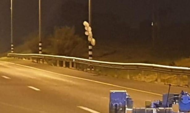זר בלוני תבערה בכביש 40. ארכיון. צילום: משטרת ישראל