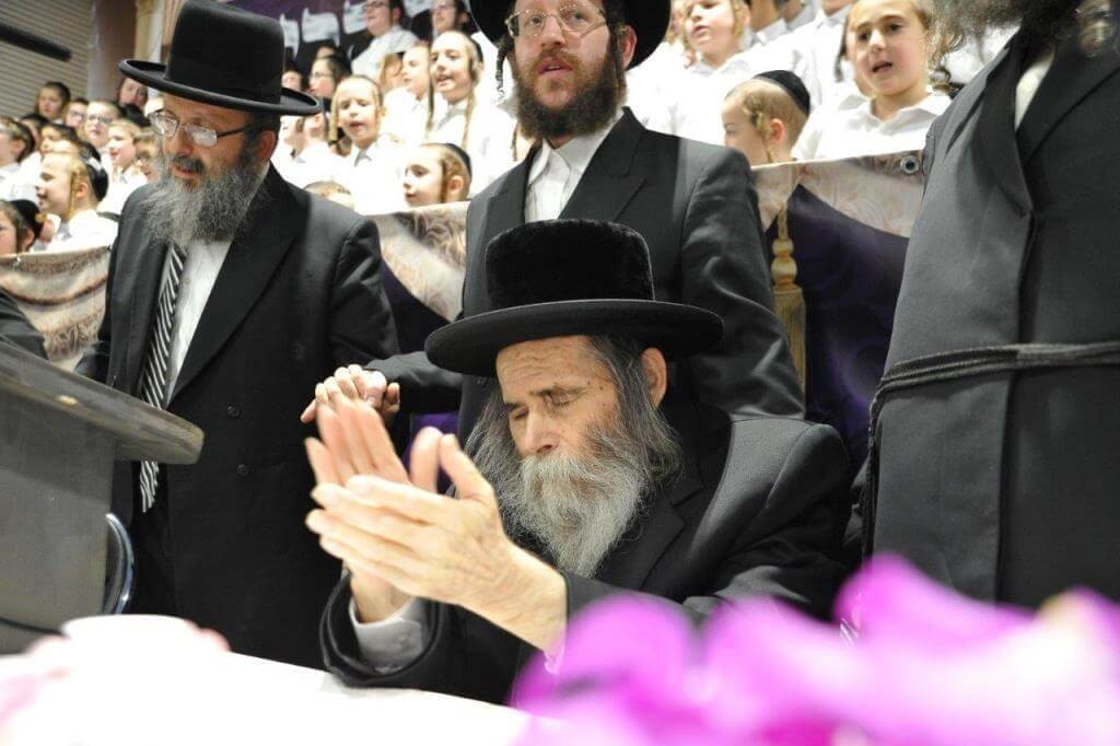 ברוך דיין האמת: גאב״ד ציריך