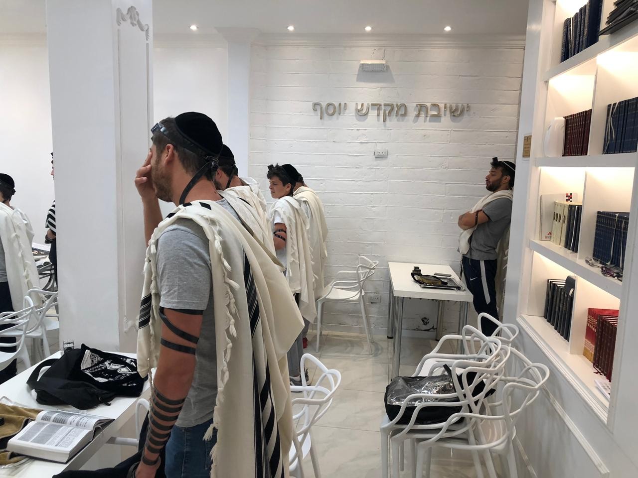 ח"כ סמוטריץ: "רדו מבתי הכנסת ומהציבור הדתי"