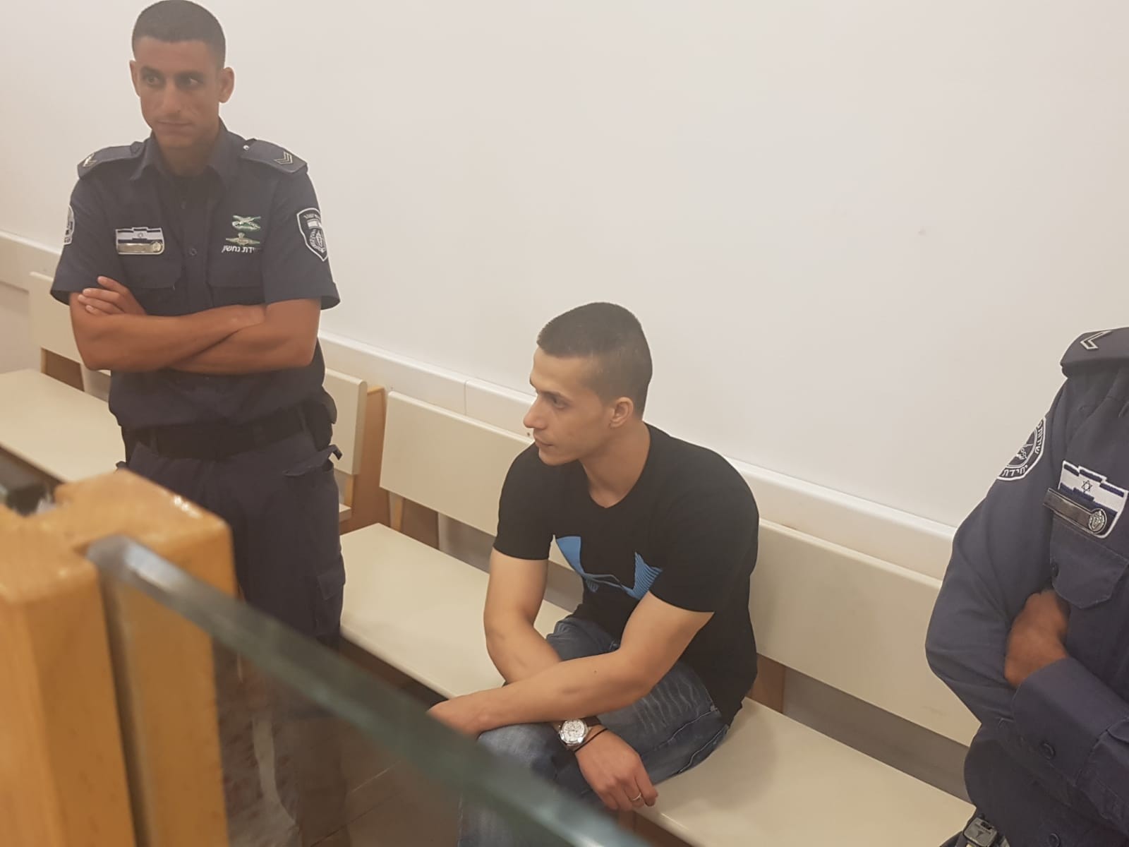 צפו: המשטרה עוצרת אופנועי ים ללא רישיון בכנרת