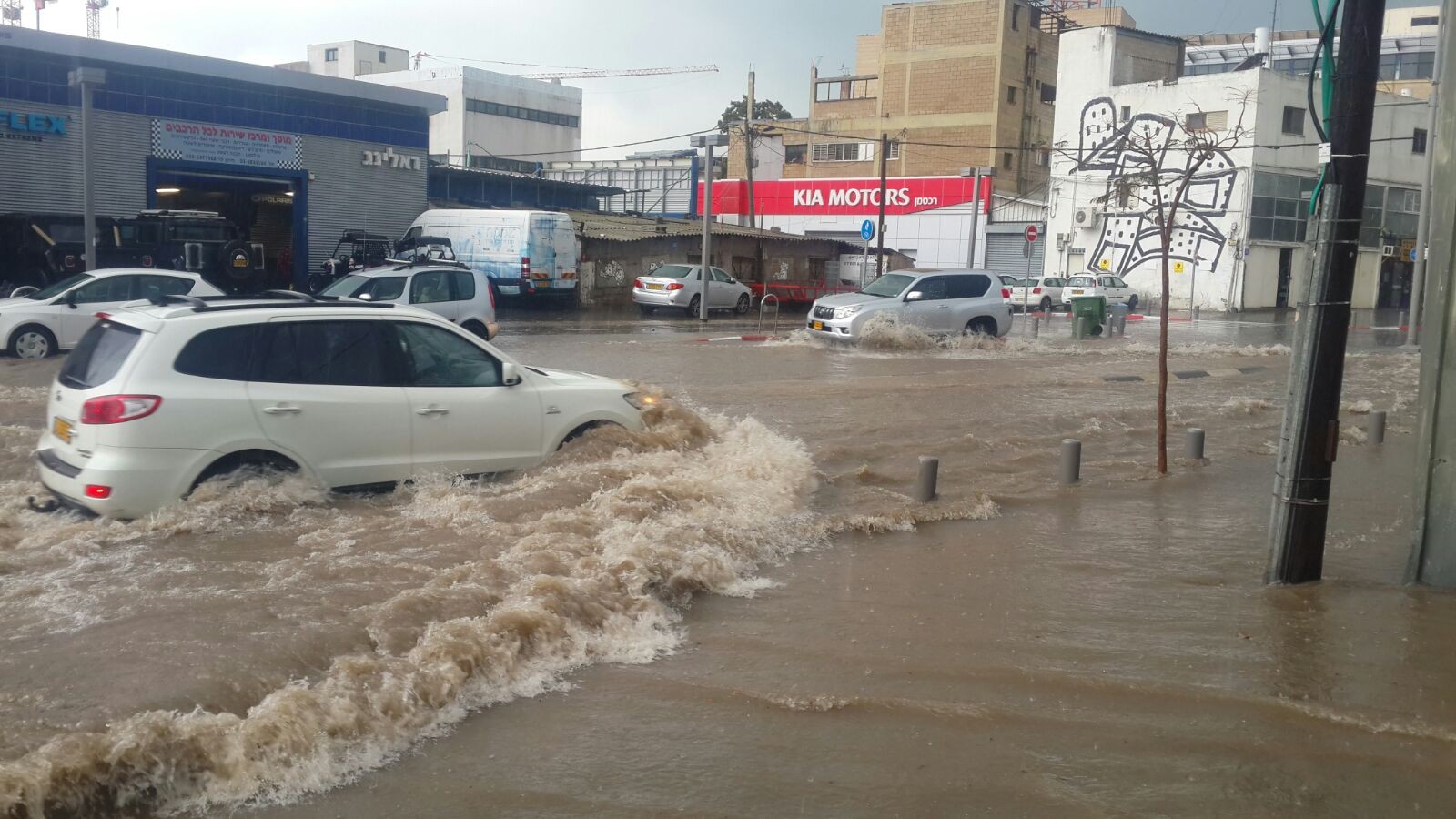 הצפות בתל אביב. אילוסטרציה.  צילום: גד אמיתון/TPS