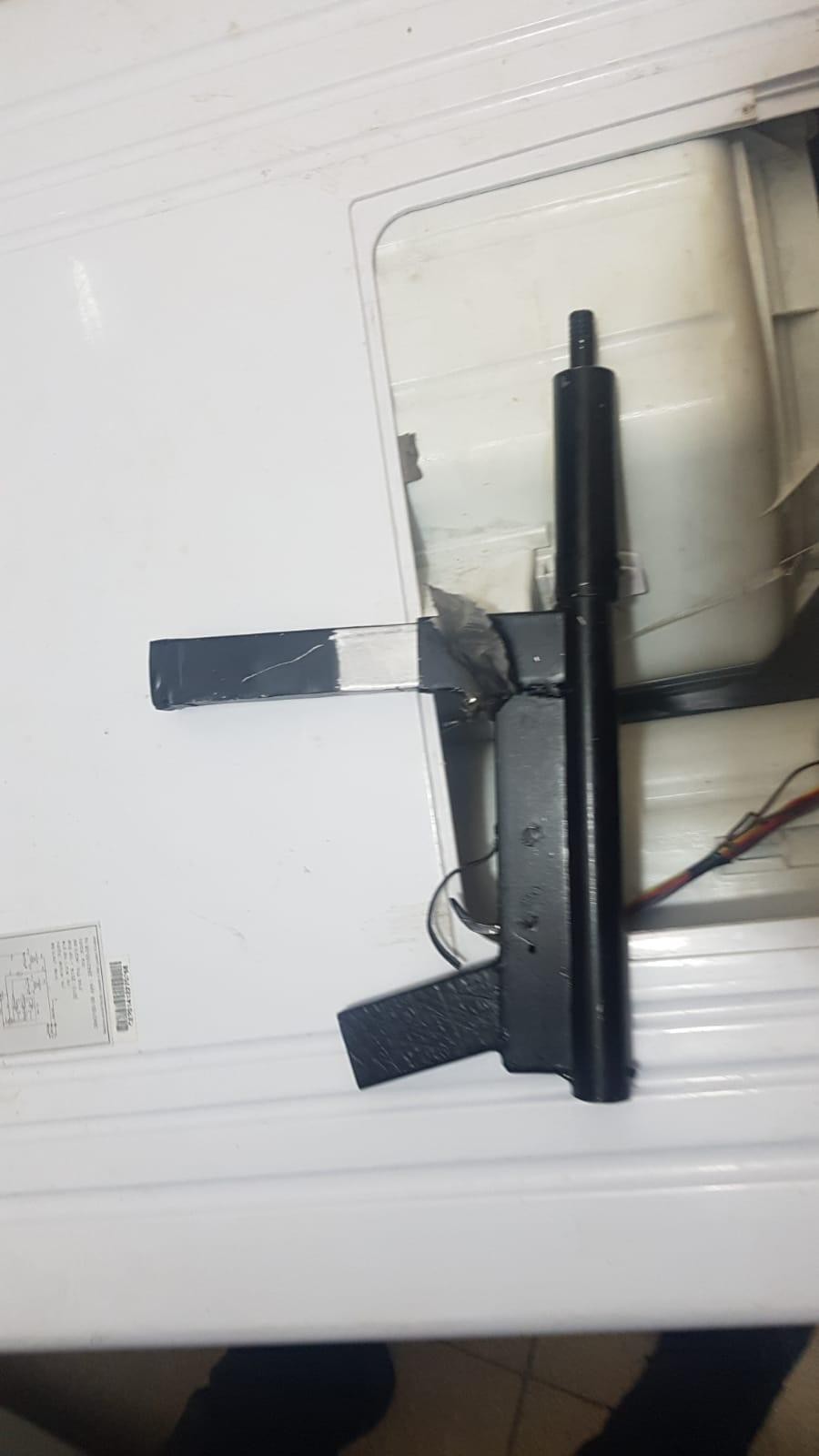 אמצעי לחימה בלתי חוקיים נתפסו באזור חברון