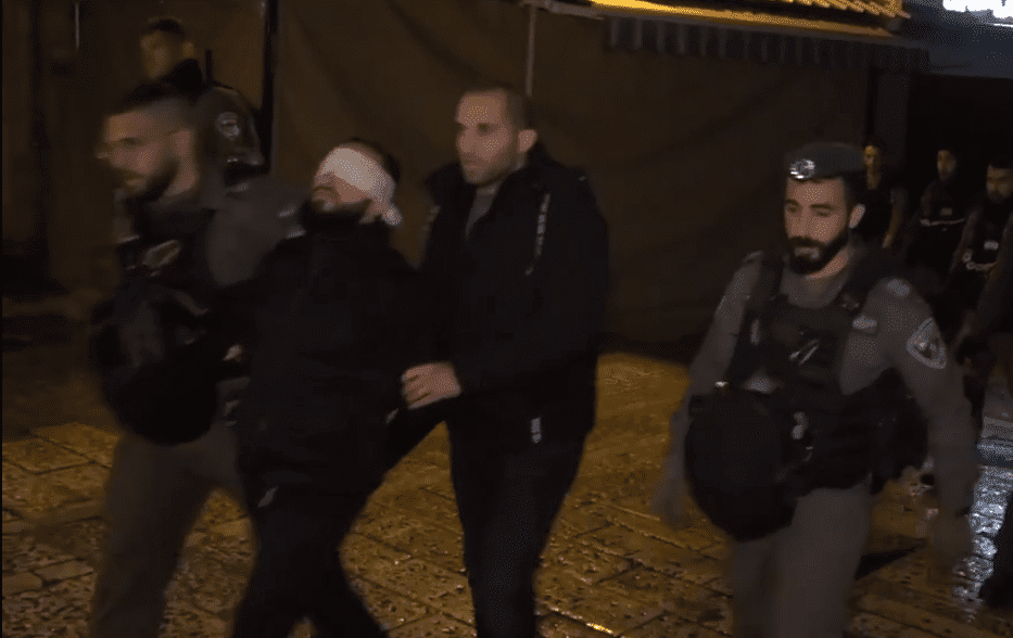 12 חשודים ממזרח ירושלים נעצרו בגין ירי זיקוקים ותקיפת שוטרים