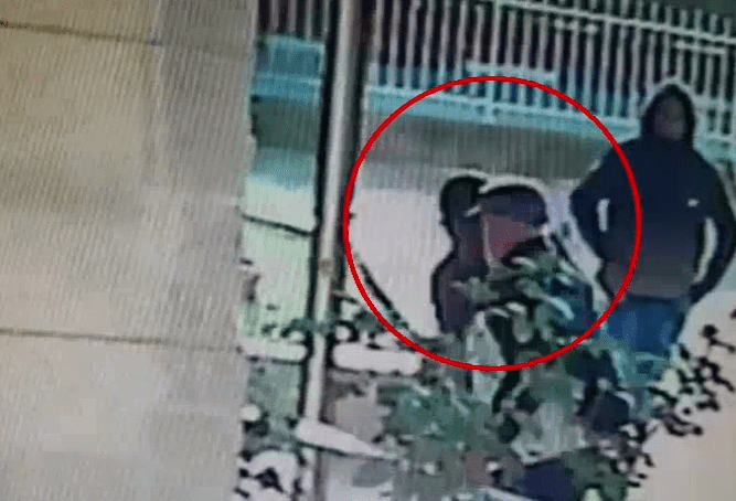 תיעוד: בן 18 מלוד שדד אלפי דולרים מקשיש בן 79