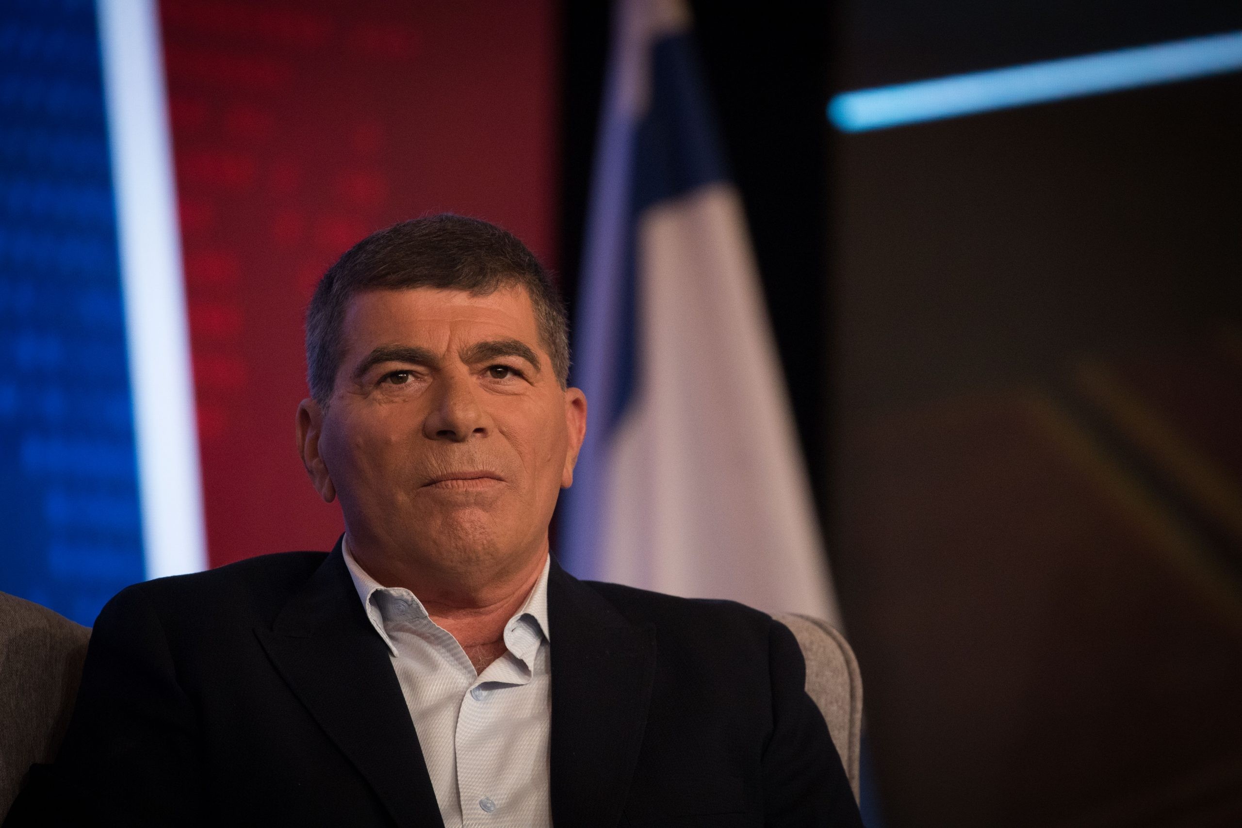 האם אשכנזי בדרך לליכוד?