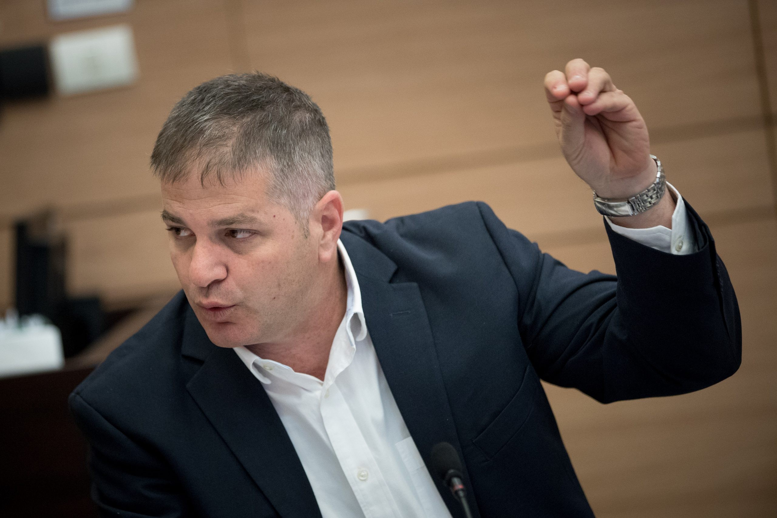 ח"כ קיש דורש: לאסור על ח"כים לטוס במימון ארגוני BDS