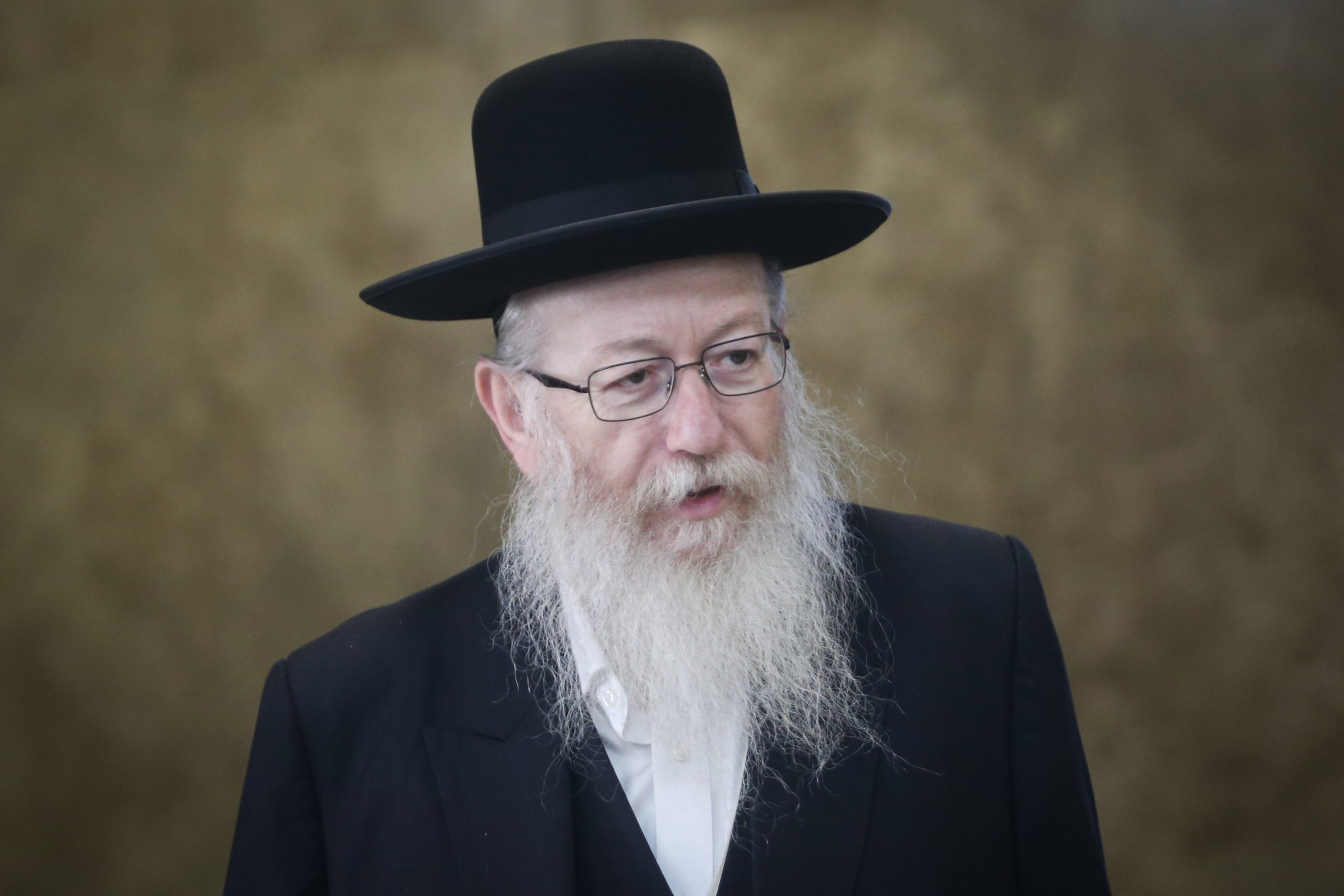 השר ליצמן: "שוקלים להטיל סגר על קרית יערים"