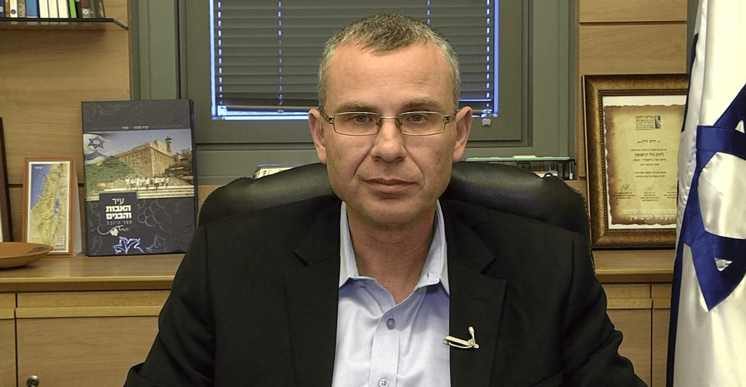 השר לוין: "לפיד מצא דרך חדשה להחליף שלטון בישראל"