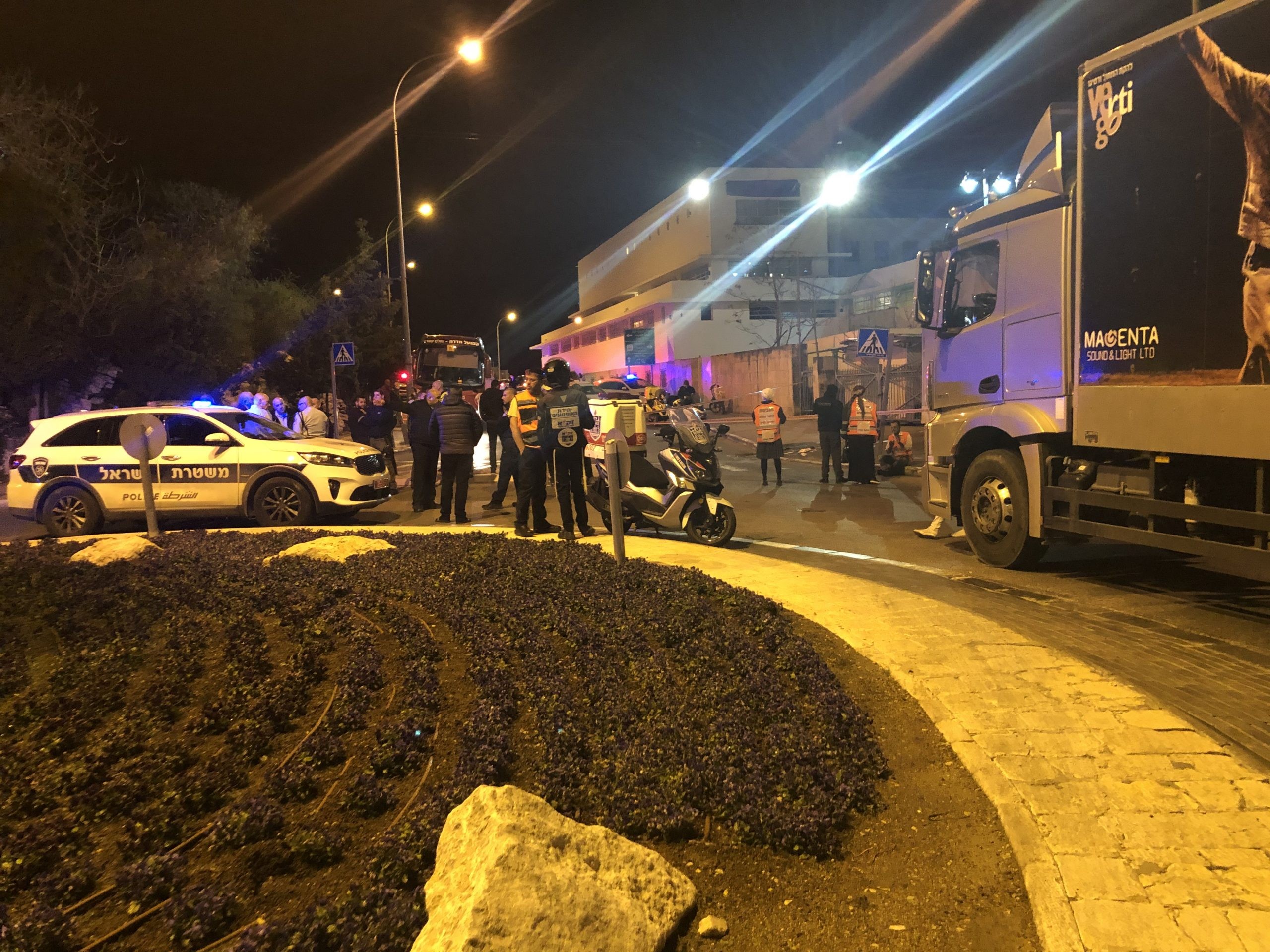 12 פצועים בינהם אחד קשה בפיגוע דריסה בירושלים