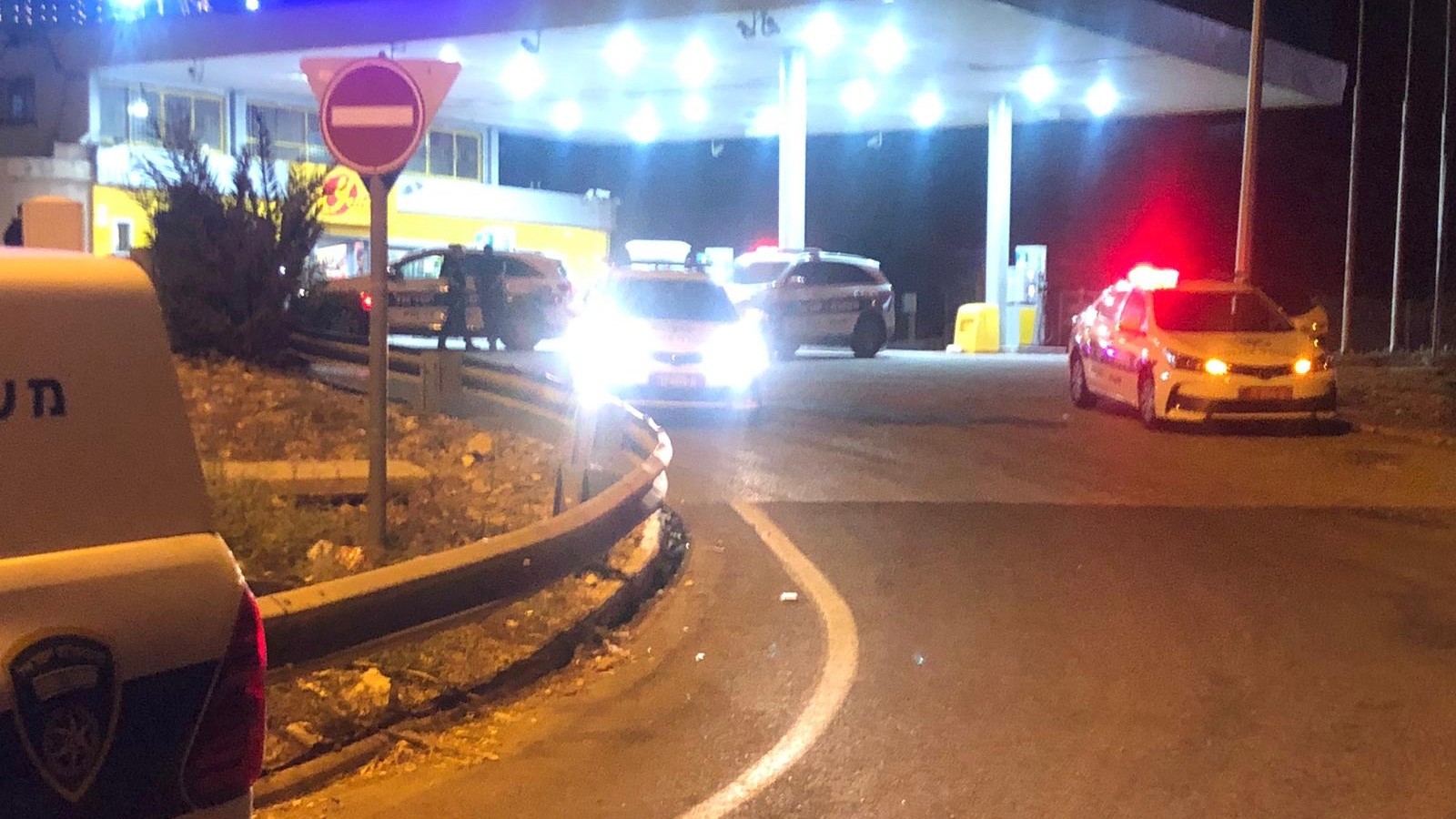 תושבת הר חברון נשדדה ונזרקה מרכבה ע"י ערבים