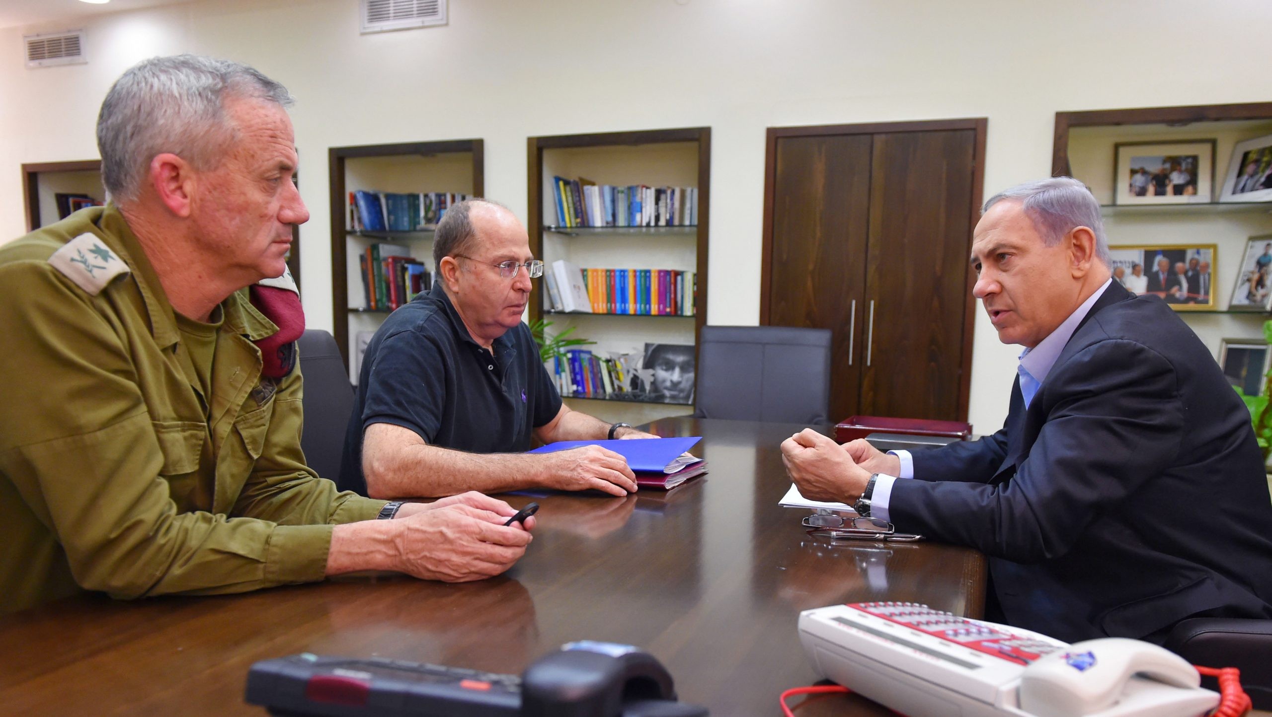 נתניהו: ״כחול לבן״ מנסים לבצע מהלכים לא דמוקרטיים בכנסת