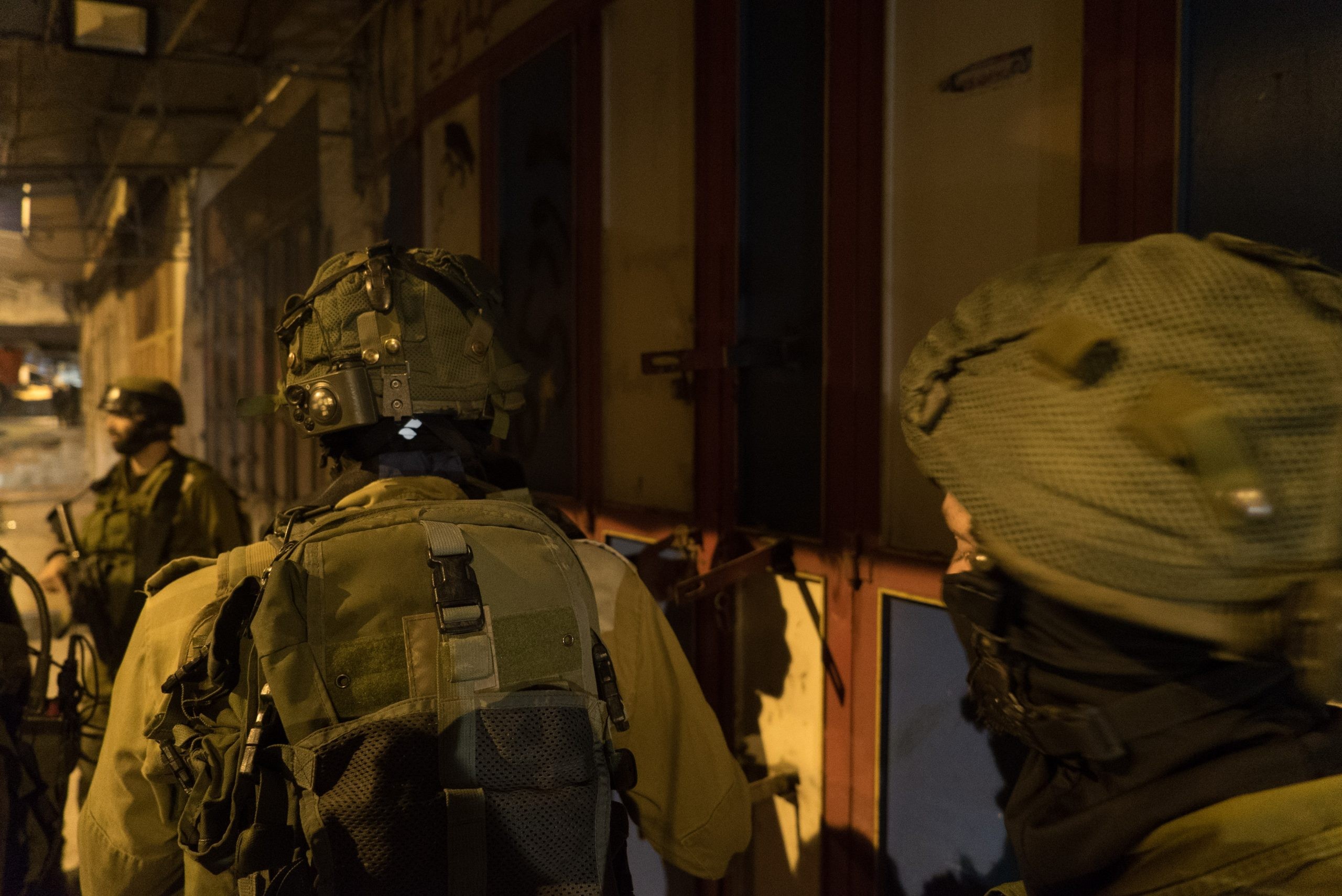 חיילי צה"ל עצרו הלילה 15 מבוקשים