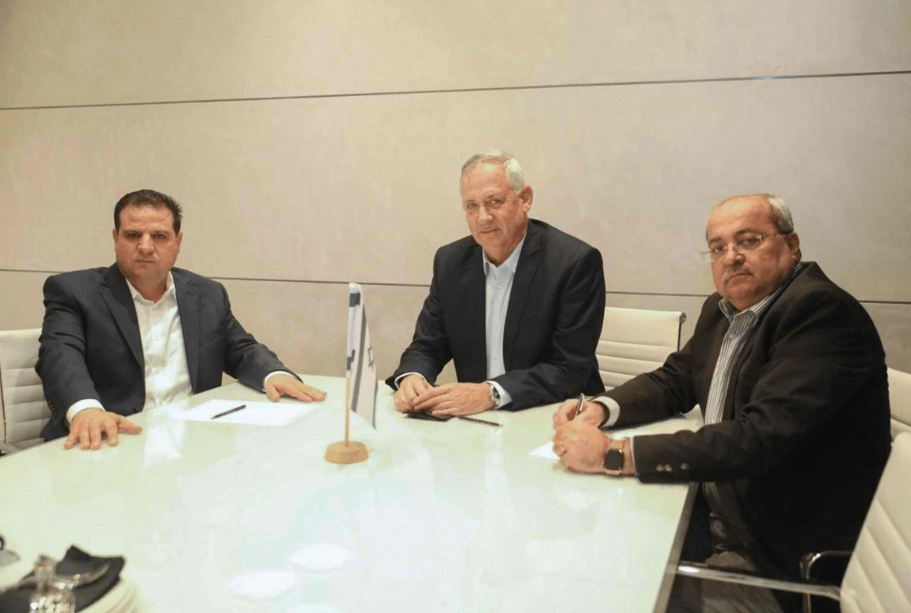 בדרך אל הקלפי, פרק ג'