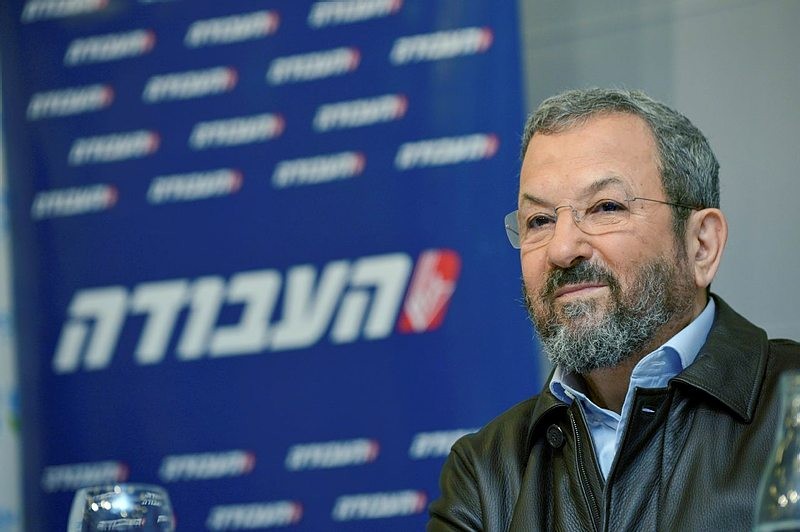 האם אהוד ברק סולל דרכו חזרה לראשות העבודה?