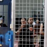 דיווח: ישראל מאותת על נכונות לשחרר מחבלים עם דם על הידיים