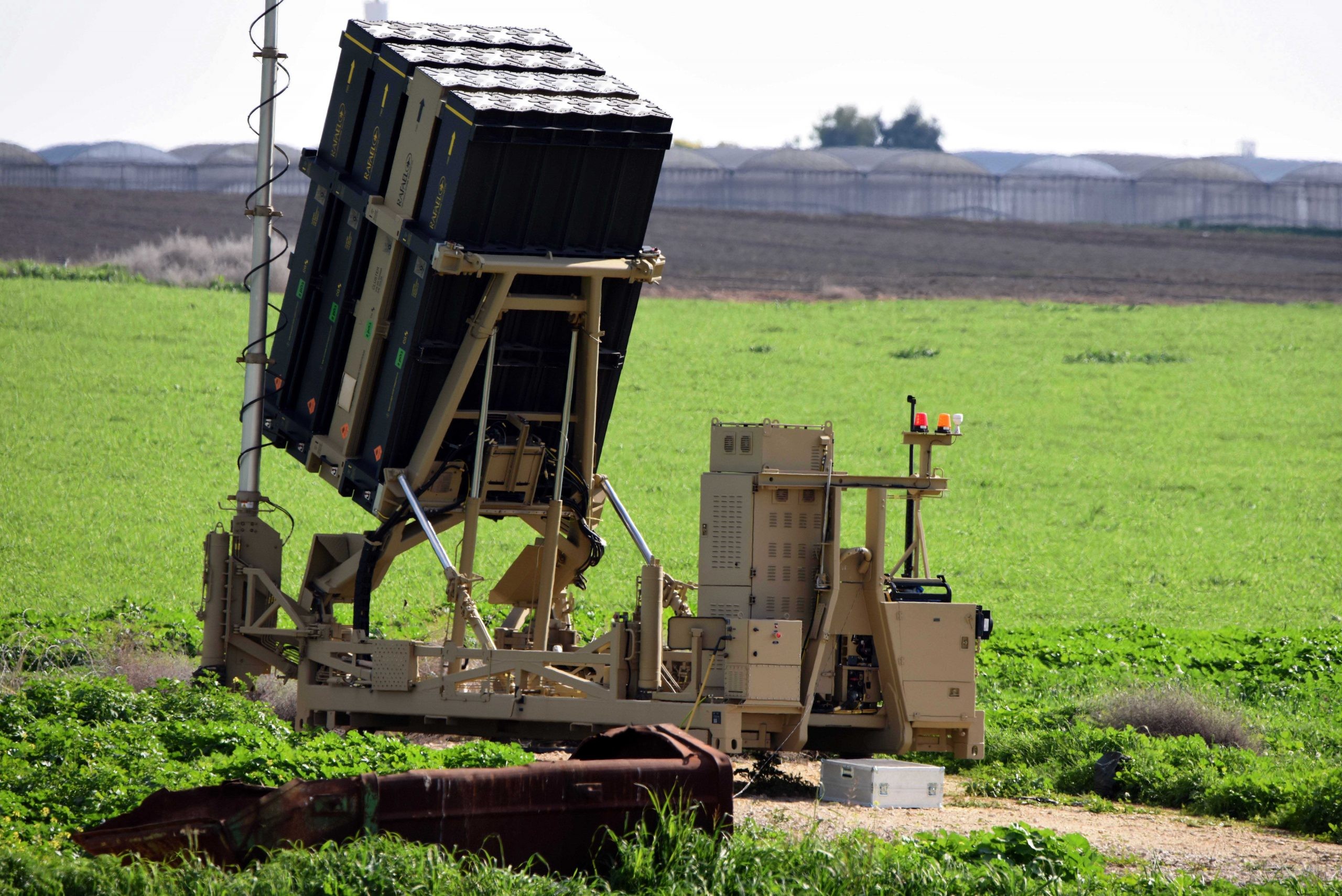 הסיפור שמאחורי עיכוב המימון האמריקני לכיפת ברזל
