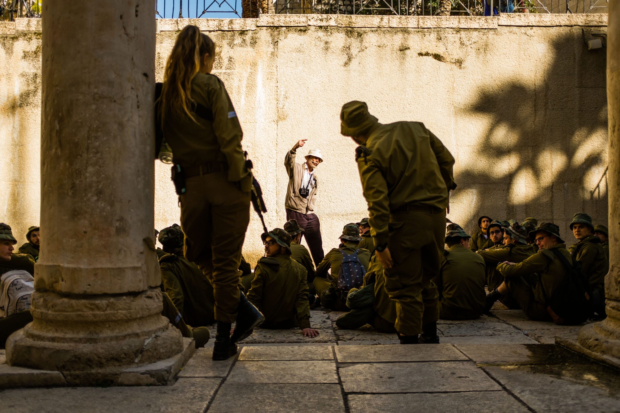 עקב נסיבות אישיות קשות: חיילת שבדתה מליבה תלונה כנגד קצין בגין תקיפה מינית תשלם פיצוי סמלי בלבד