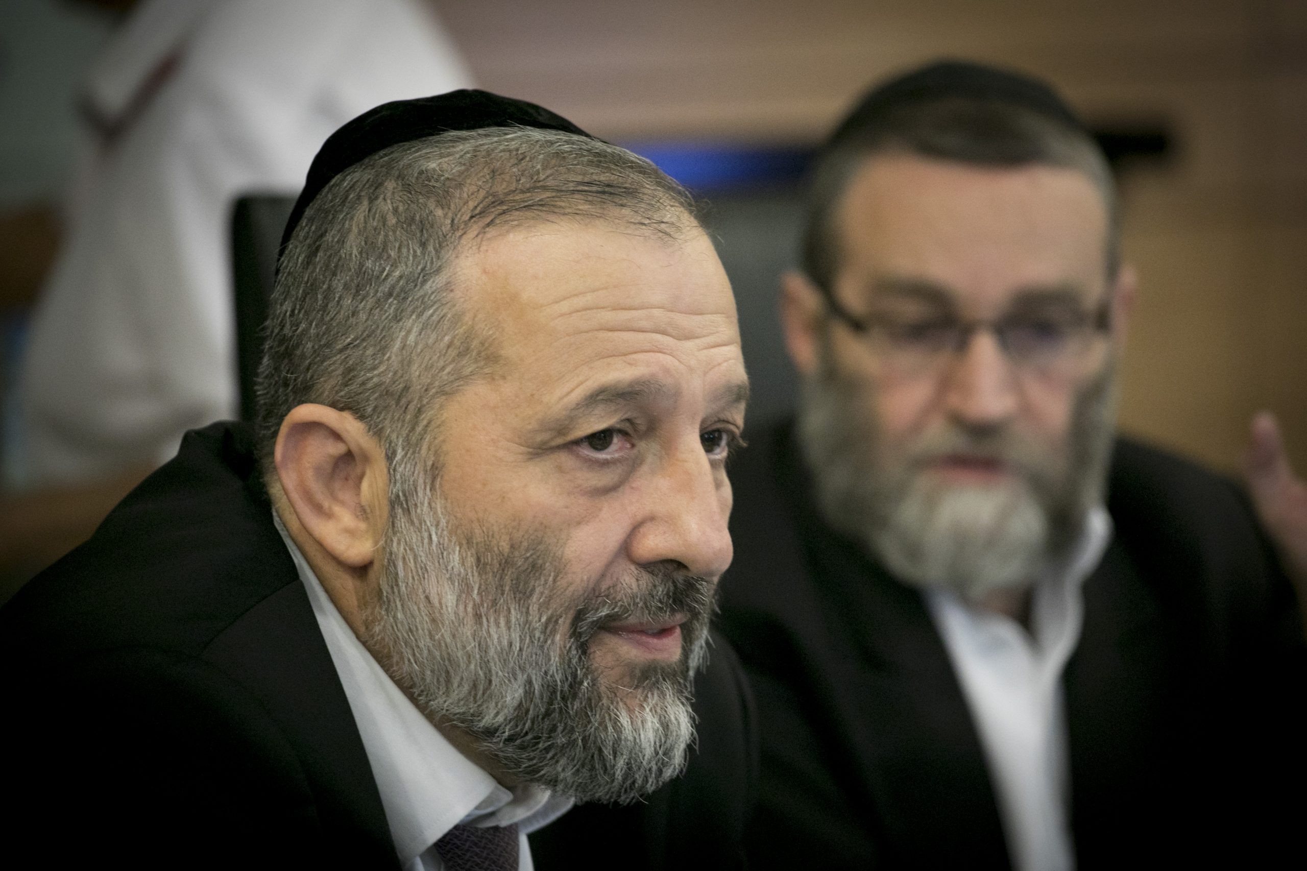 אבי גרינצייג: "במפלגות החרדיות כועסים על נתניהו"