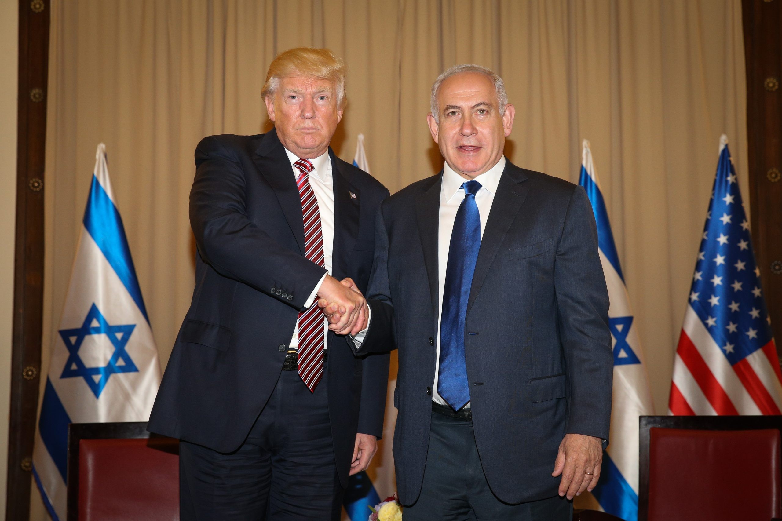 טראמפ תרם מאה אלף דולר לסוכנות למחקר אלכוהוליזם