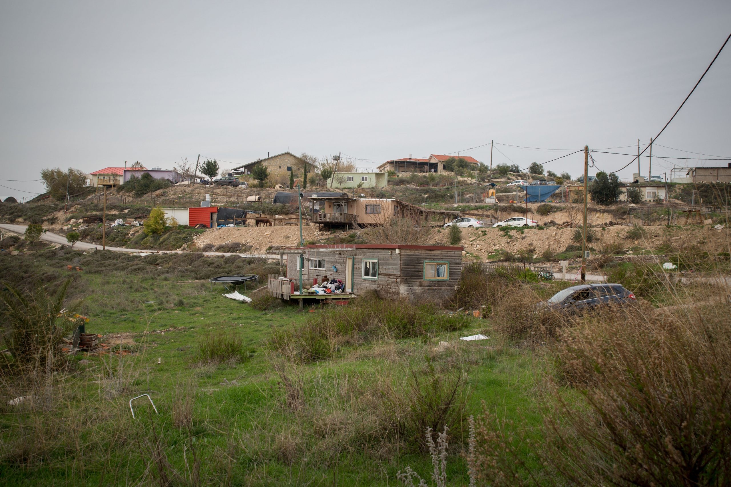 הוגש כתב אישום: תושב חוות גלעד מואשם בתקיפה על רקע לאומני