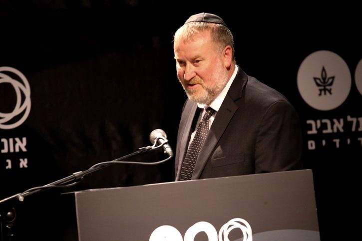 "מנדלבליט השאיר הרבה פתחי מילוט"