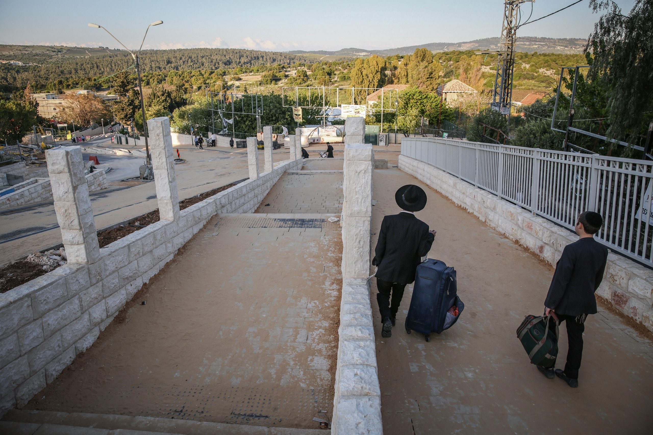 תושבי מירון הגישו עתירה לבג"ץ נגד הסגר על היישוב בל"ג בעומר