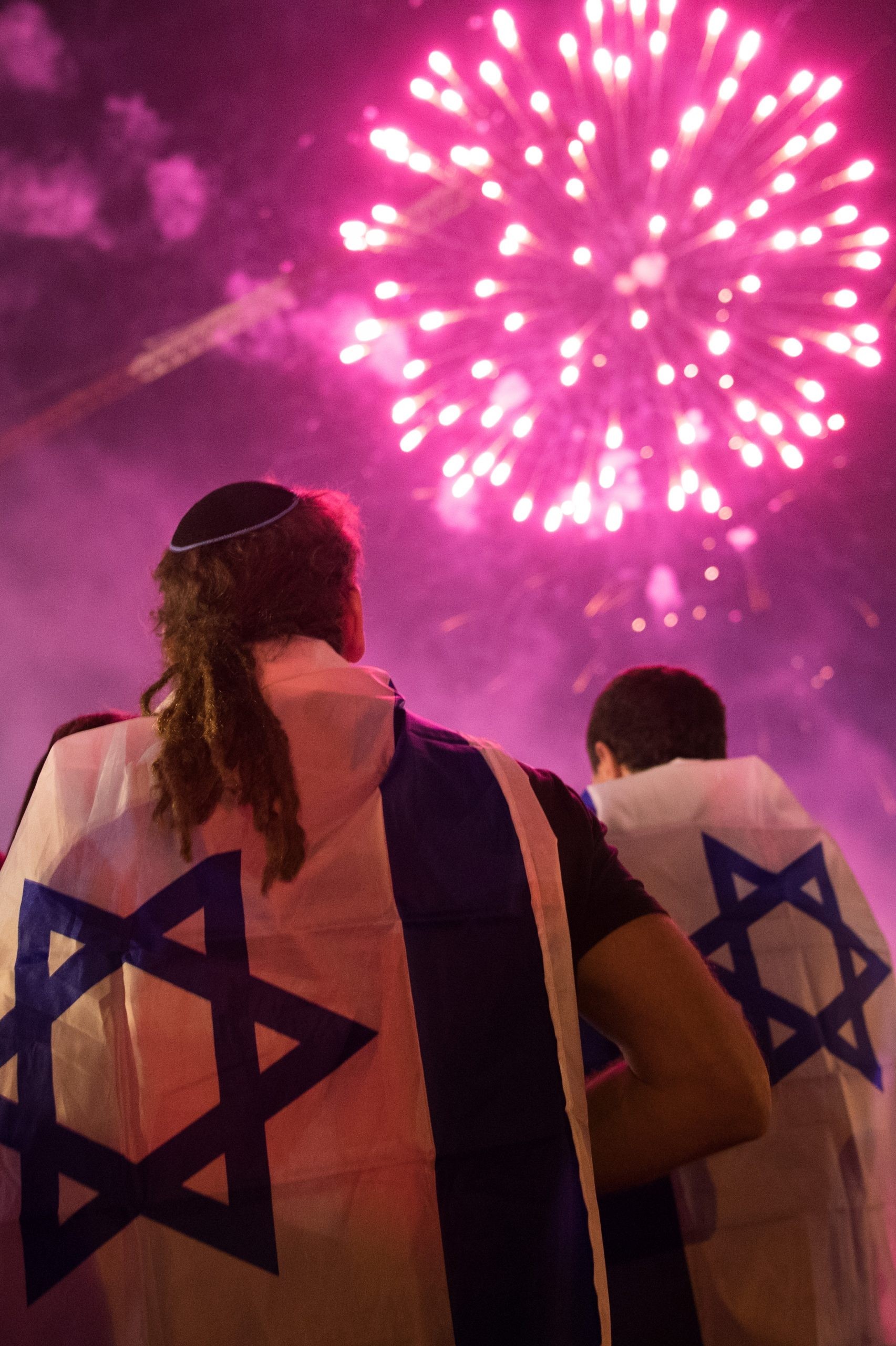 רה"מ החליט: סגר כללי ביום העצמאות, לא תתאפשר הגע לבתי העלמין