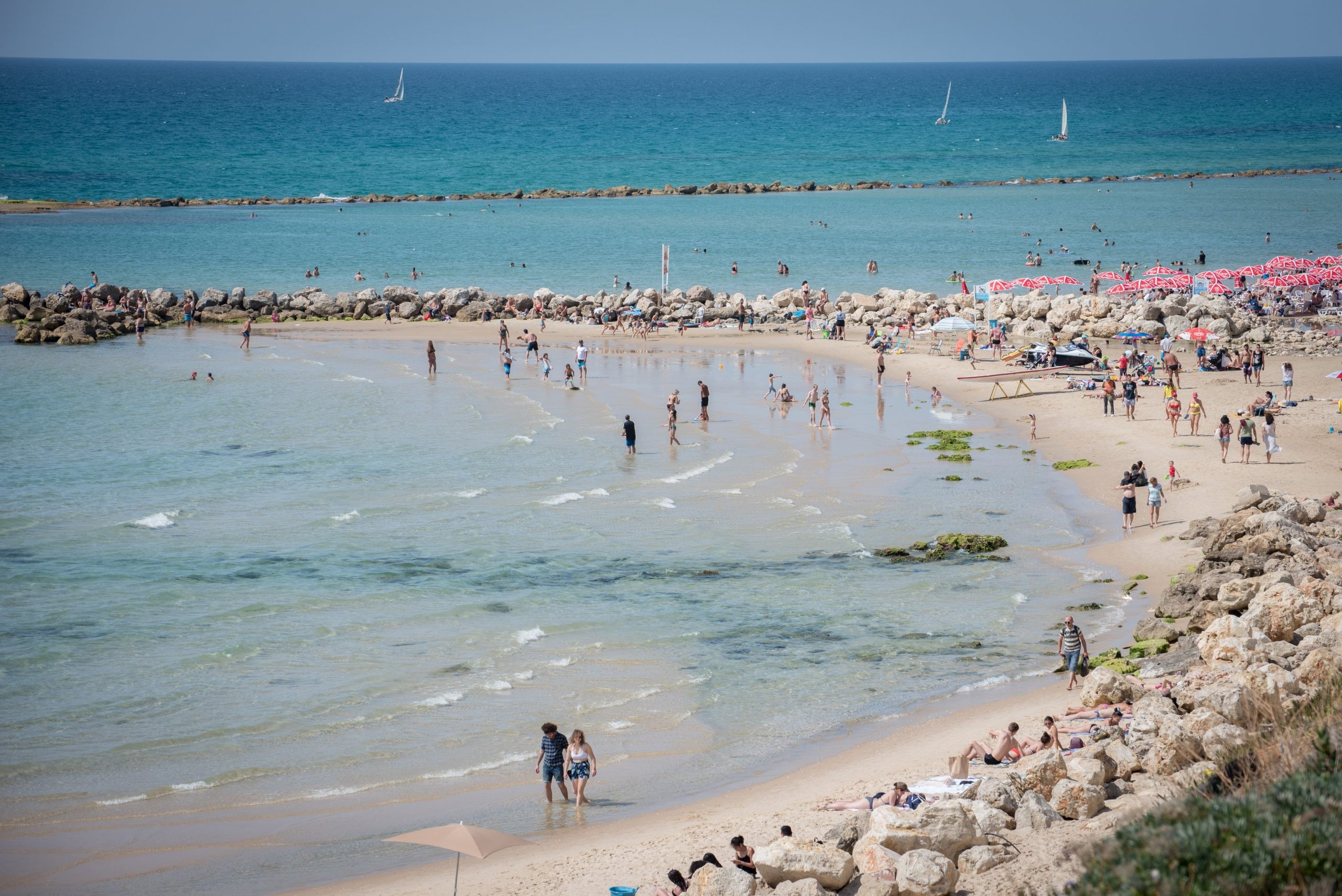 מהשבוע הבא: אין מצילים בחופים