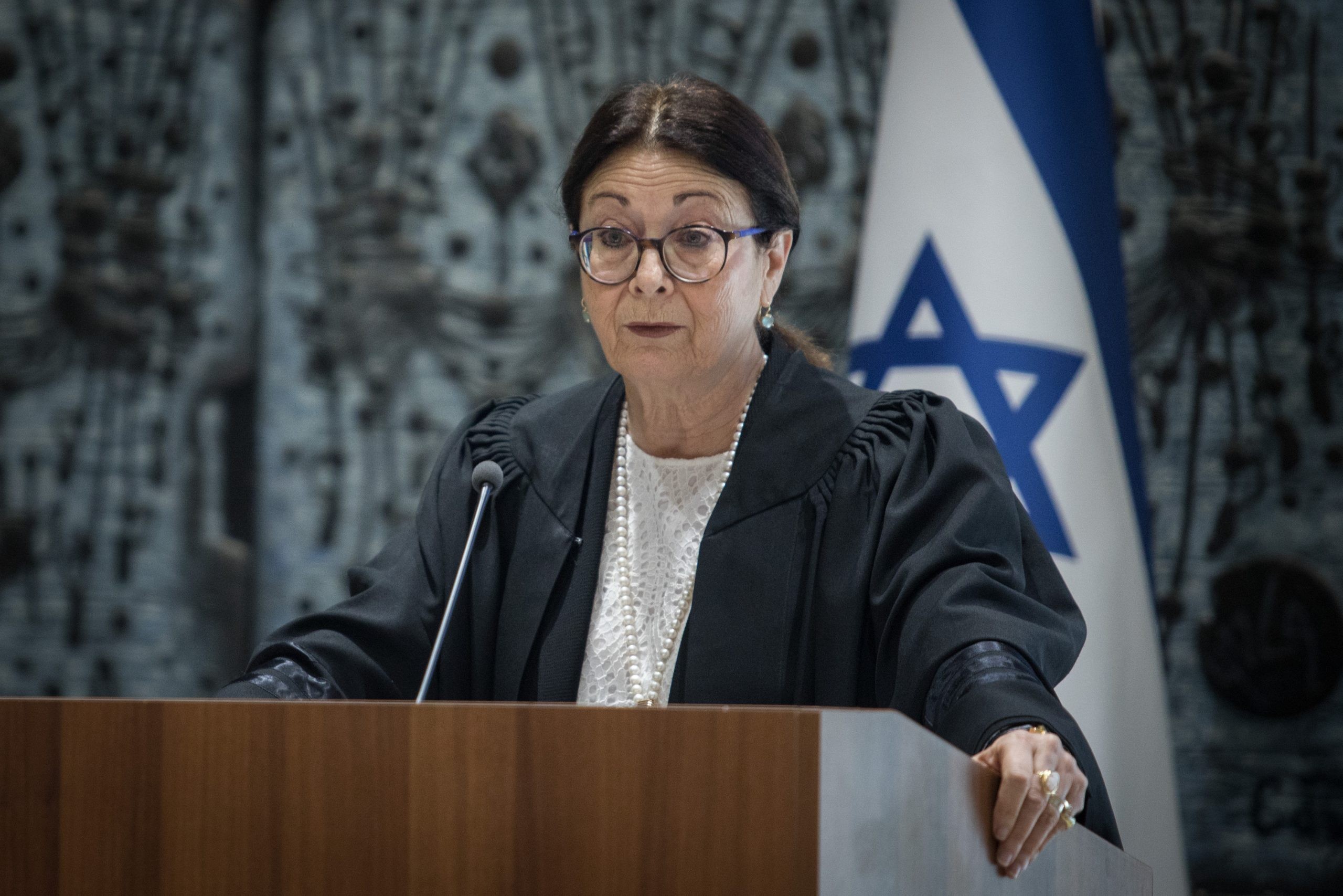 הגבלות בהפגנות? לא רק מול ביתה של חיות