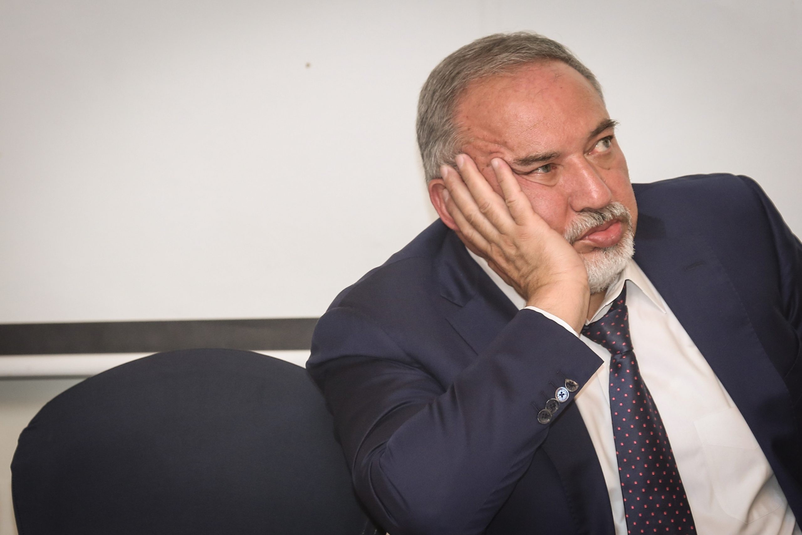 ליברמן: "עם כל הרצון להצטרף לקואליציה - לא נוותר על העקרונות הבסיסיים שלנו"