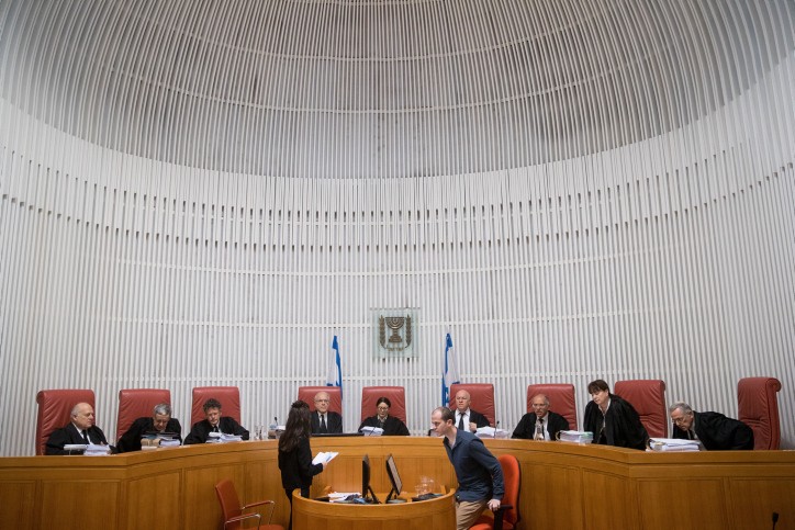 "שווה לרצוח יהודים" | עתירה לבג"צ: הורה לממשלה לקיים את החוק